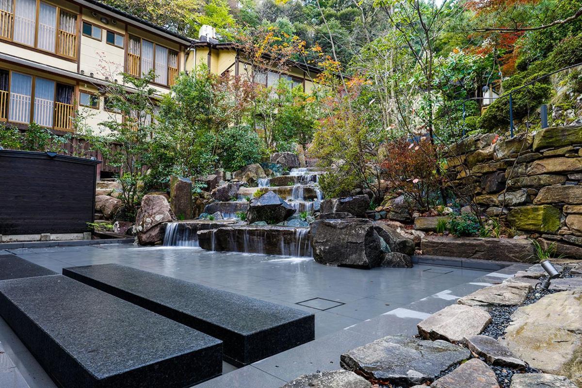 Yuraku Kinosaki Spa & Gardens Тойоока Екстер'єр фото