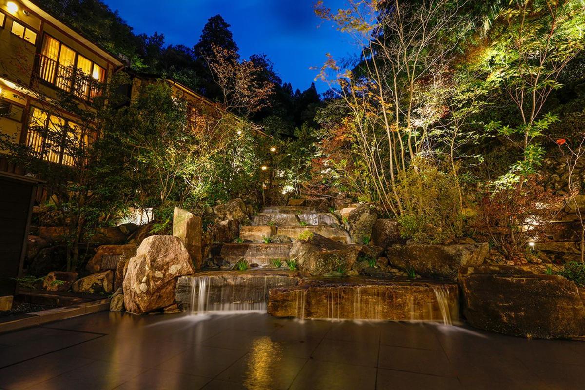 Yuraku Kinosaki Spa & Gardens Тойоока Екстер'єр фото